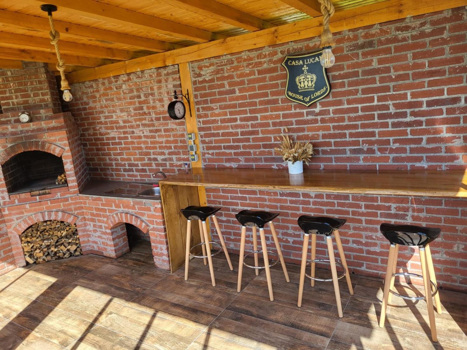 Casa Lucan Brasov Luaran gambar